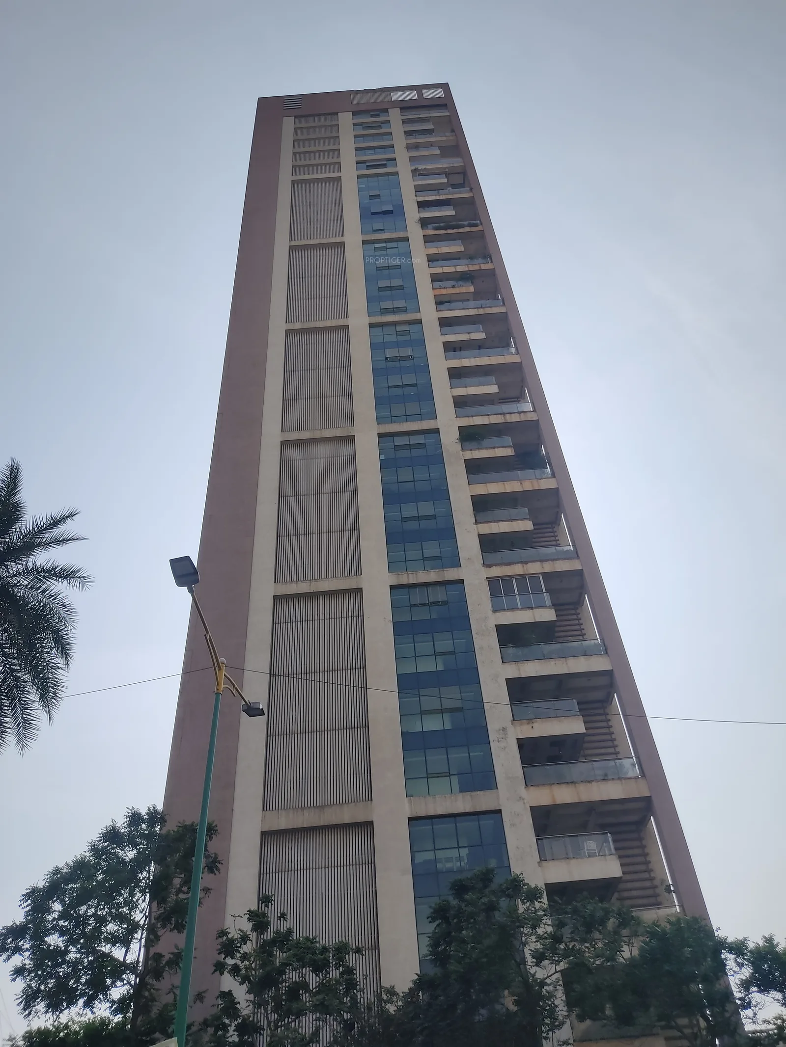 Lodha Splendora, Ghodbunder Road